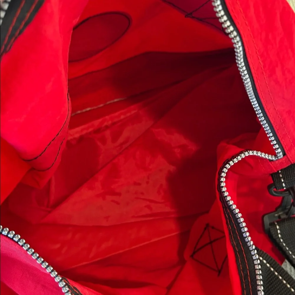 High Impact Red Gym Duffle Bag Vintage 90’s